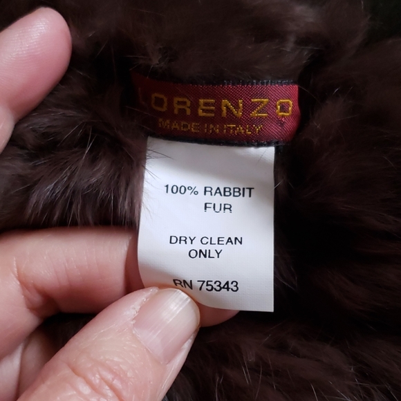 EUC Lorenzo rabbit fur scarf - Picture 2 of 3
